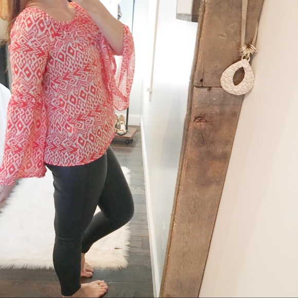 Yahada chevron Aztec print boho bell sleeve top - Picture 2 of 4